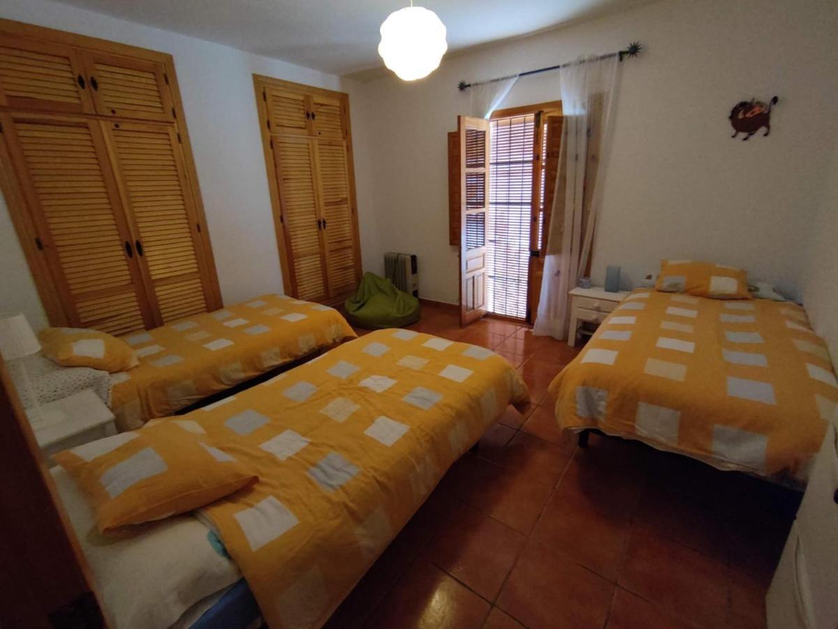 Casa Petra : Bonita Casa Rural En Yunquera エクステリア 写真