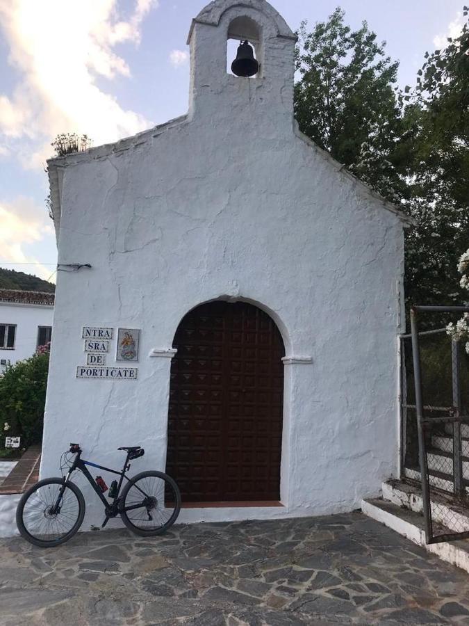 Casa Petra : Bonita Casa Rural En Yunquera エクステリア 写真