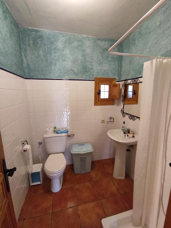 Casa Petra : Bonita Casa Rural En Yunquera エクステリア 写真