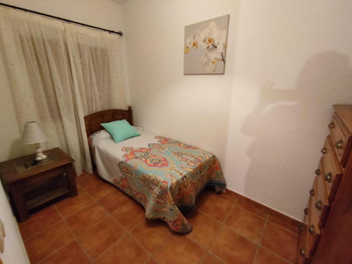 Casa Petra : Bonita Casa Rural En Yunquera エクステリア 写真